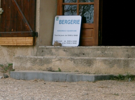 Bergerie-Schild