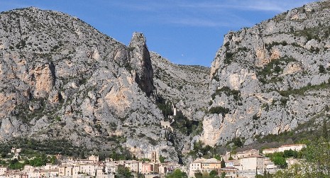 Moustiers-1-1