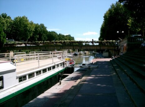 Promenade Canal de la Rubine